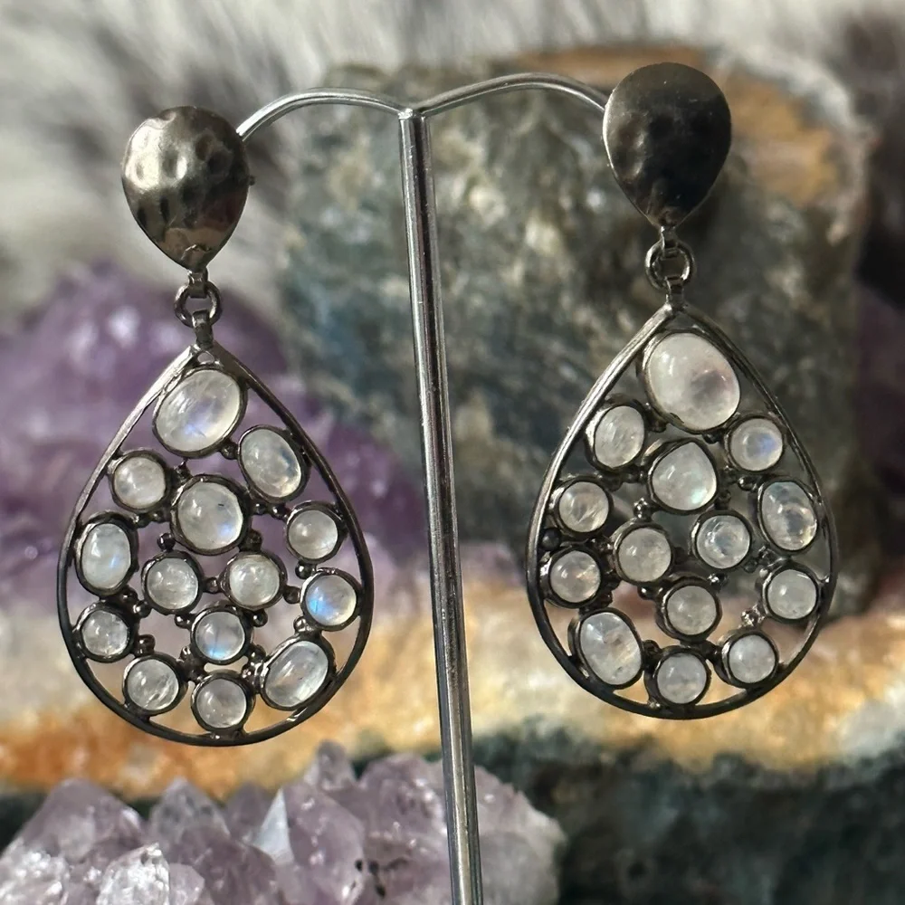 Rainbow moonstone sterling silver earrings - Picture 10 of 10